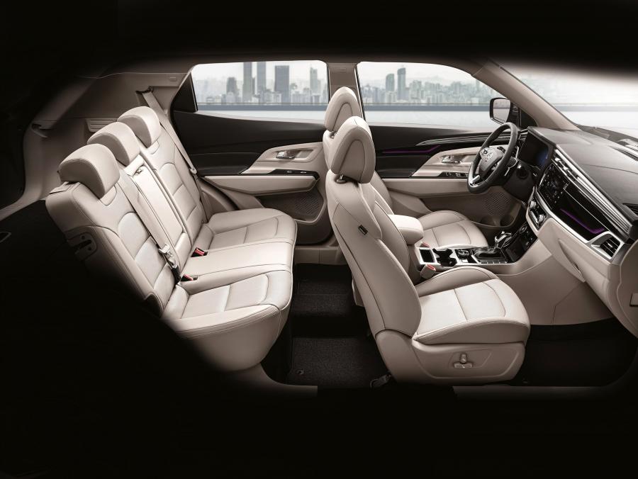 Интерьер SsangYong Korando (C300) 2019 года  (KR) (фото 39 из 40)